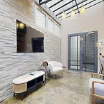 Bluestay 242 - Superb Apartment In Paris
